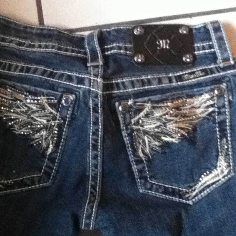 Miss me Bermuda shorts - Picture 2 of 4